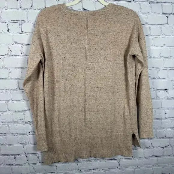 Banana Republic Tan Crew Neck Sweater - Picture 2 of 4
